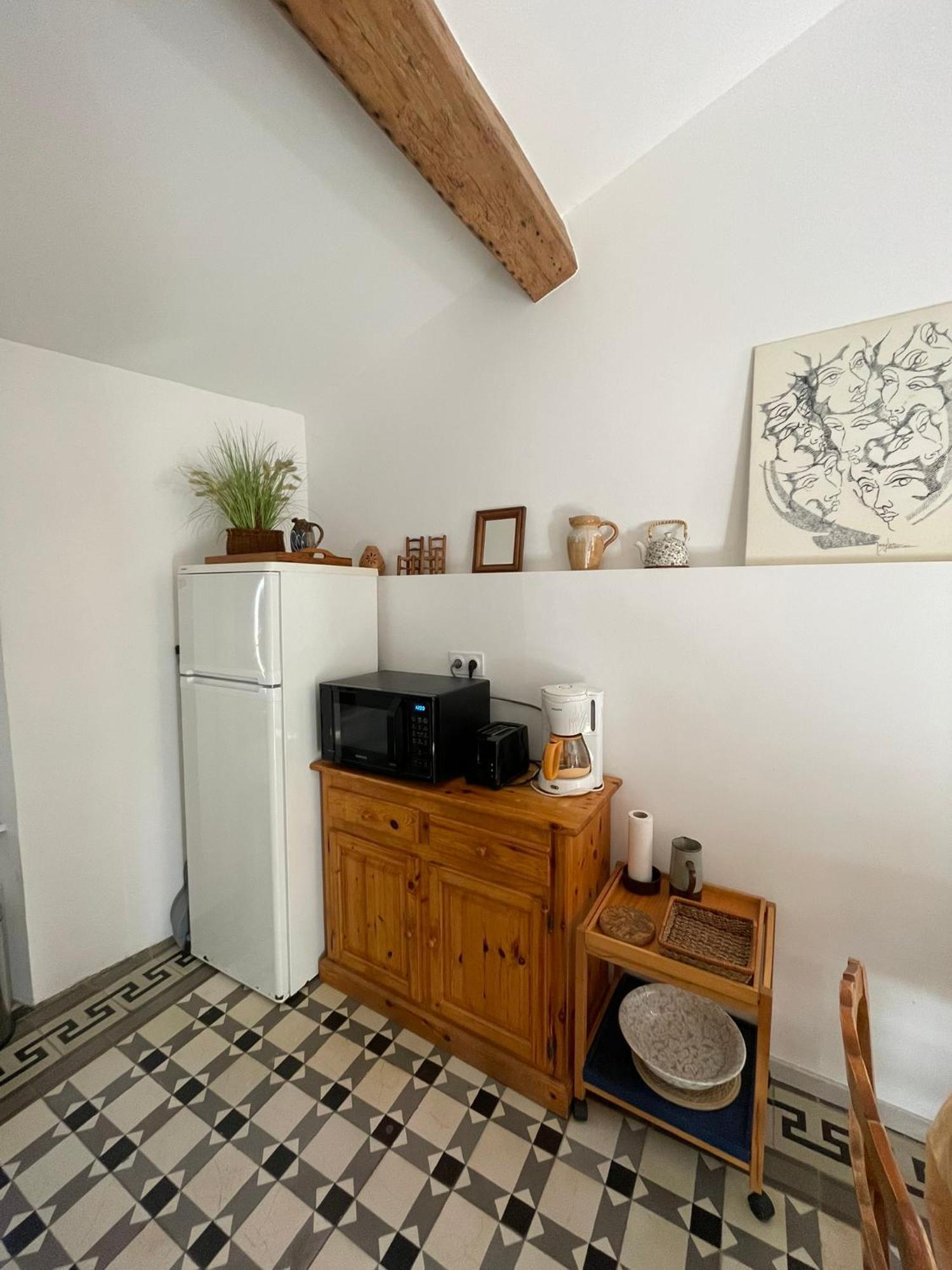 Chez L'artiste * Minerve